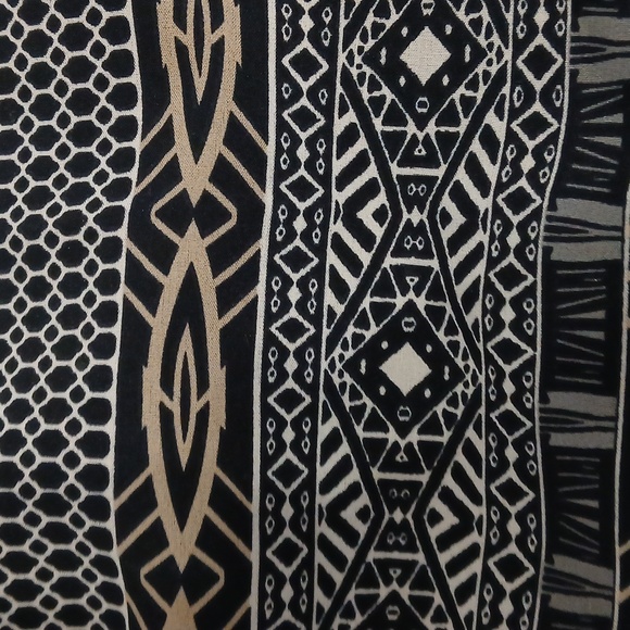 3/4 Sleeve Button-down Tunic Style Top size L - Picture 8 of 9